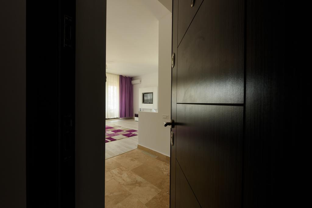 Appartamento Purple Sun Năvodari Esterno foto
